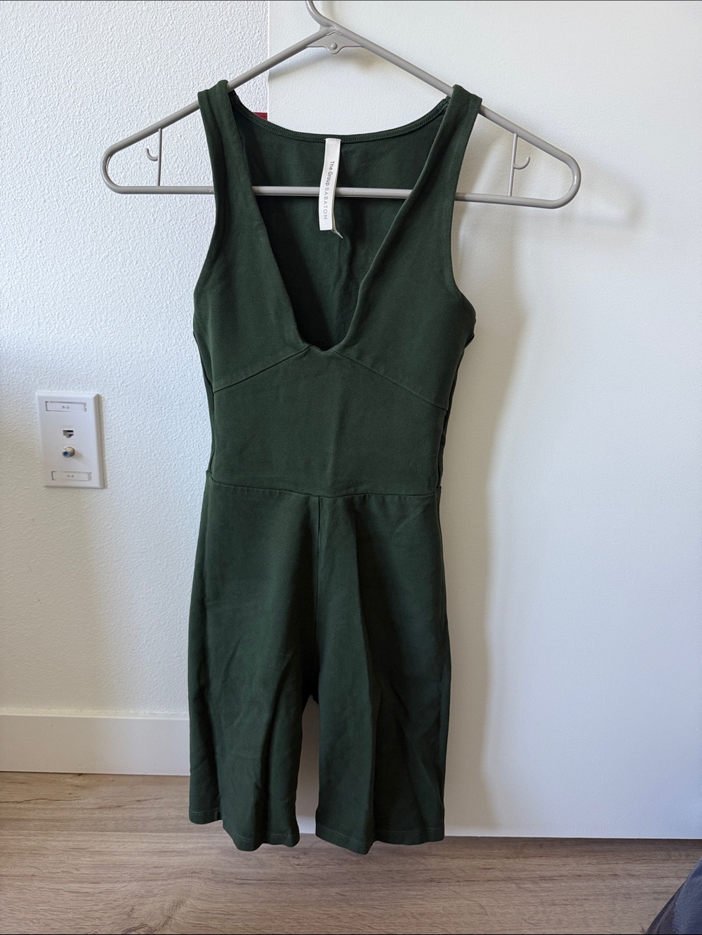 Aritzia Babaton Olive Green Sleeveless V-Neck Romper